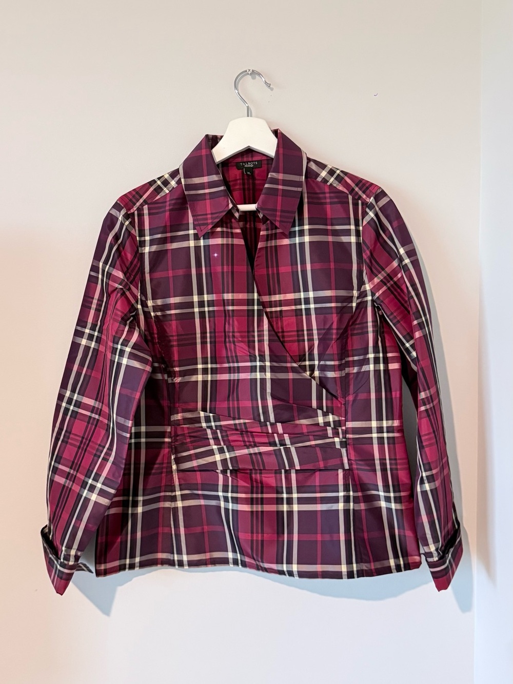 Talbots Top Women 14 Wrap Long Sleeves Plaid 100% Silk Classic Workwear Elegant